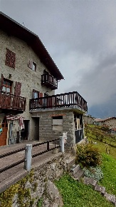 Foto Case semi ndipendenti in VIA FONTANA, Paisco Loveno di 100 m²