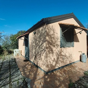 Foto Casa indipendente in Strada Comunale Scorsone 348, Belpasso di 35 m²