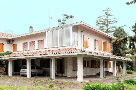 Foto Villa unifamiliare a Coriano Gaiofana di 140 m² con 8 locali