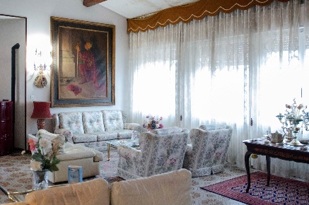 Foto Villa unifamiliare a Coriano Cerasolo di 140 m² con 8 locali