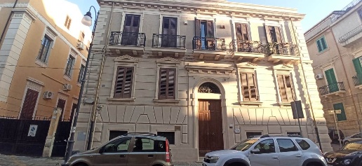 Foto Laboratorio in Via Filippini 19, Reggio di Calabria Centro Storico
