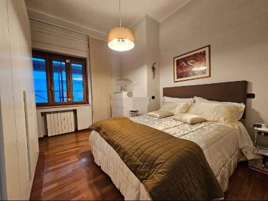 Foto Appartamento a Napoli Bagnoli di 78 m² con 4 locali in vendita