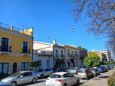 Foto Casa indipendente in Via Roma 85, Riposto Centro di 85 m² con 4 locali