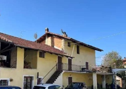 Foto Appartamento in Via Tommaso Ferreri, Barbania Centro di 205 m²