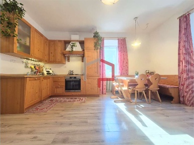 Foto Appartamento in Via C. Augusta, Bolzano Oltrisarco - Aslago di 90 m²