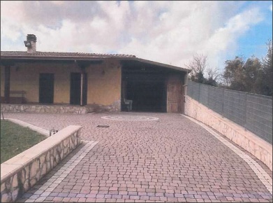 Foto Villa unifamiliare in VIA DELLE VESTALI 3, Sonnino di 134 m² all'asta