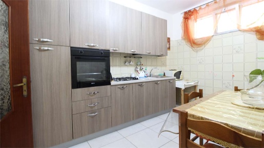 Foto Appartamento in via ognissanti 51/C, Capurso di 80 m² con 2 locali