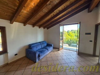 Foto Appartamento a Castelletto sopra Ticino di 94 m² con 3 locali