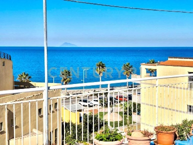 Foto Appartamento in Via Tripoli 134, Capo d'Orlando Centro di 83 m²