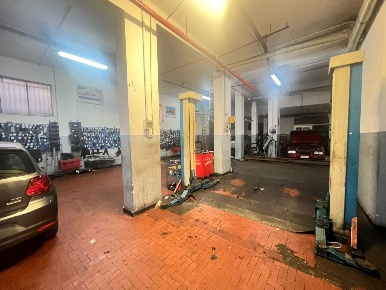 Foto Magazzino in Corso Europa 0, Genova San Martino di 530 m² con 1 locali