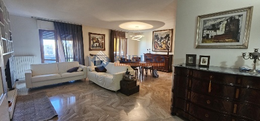 Foto Appartamento in Via Luigi Ranieri 9, Bari Carbonara di Bari di 109 m²