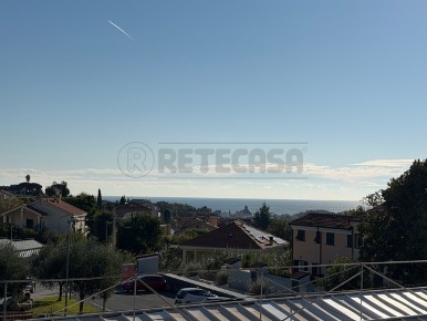 Foto Appartamento in Via Bulasce 45, Loano Centro di 60 m² con 3 locali