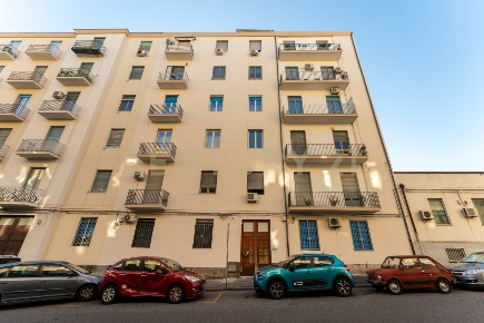 Foto Appartamento in Via Ammiraglio Toscano 5, Catania Cibali di 159 m²