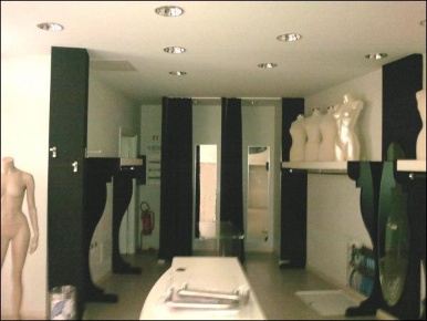 Foto Locale commerciale a Gallarate Centro di 45 m² con 1 locali in affitto