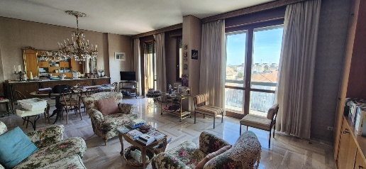 Foto Appartamento in Via Pietro Giardini 398, Modena San Faustino di 143 m²