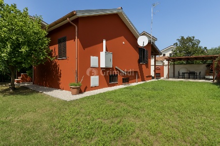 Foto Villa unifamiliare in Via Sperlonga 18, Nettuno Cioccati, Zucchetti