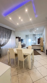 Foto Appartamento in VIALE VIRGILIO 76, Taranto Lido di Camaiore di 150 m²