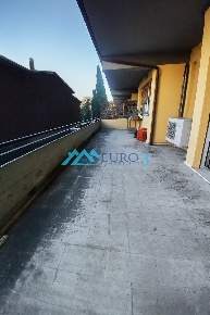 Foto Appartamento a Folignano di 136 m² con 6 locali in vendita