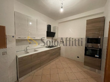 Foto Appartamento in Via Po snc, Frosinone Tribunale di 90 m² con 4 locali