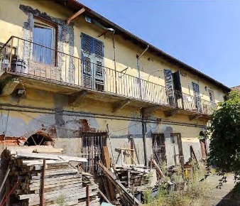 Foto Villa unifamiliare in Via Giuseppe Verdi 91, Novi Ligure di 313 m²