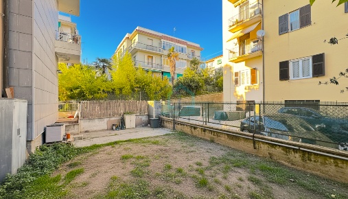 Foto Appartamento in Via Filippo Turati 11, Savona Villetta, Valloria