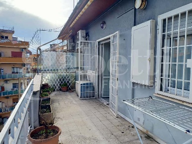 Foto Appartamento in Via dei Gerani 13, Roma Centocelle di 65 m² in affitto