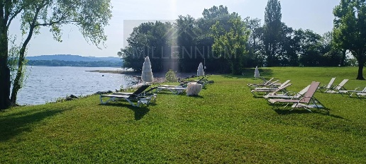 Foto Appartamento a Arona Centro di 120 m² con 4 locali in vendita