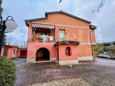 Foto Appartamento in Via Latina IV KM 93, Colleferro Centro di 100 m²