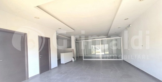 Foto Laboratorio in Via CAMPANA 366, Quarto di 90 m² con 1 locali