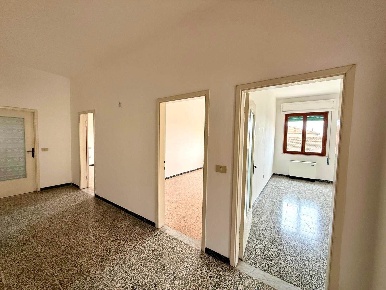 Foto Appartamento in Via Diaz 27, Cecina Cecina Centro di 110 m² in vendita