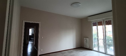Foto Appartamento in VIA BRESCIA, Crema di 84 m² con 3 locali in affitto