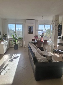 Foto Appartamento a La Spezia Montalbano - Valdurasca di 102 m² in vendita