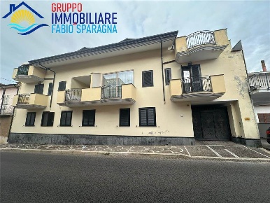 Foto Appartamento in corso freda 4, Cellole Centro di 85 m² con 4 locali
