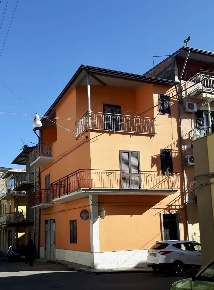 Foto Casa indipendente in Via della libertà, Scordia di 80 m² con 6 locali