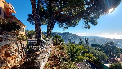 Foto Appartamento a Bordighera Piani di Borghetto, Ospedale di 200 m²