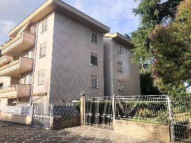 Foto Appartamento in via cassia 1175, Roma La Giustiniana di 90 m²