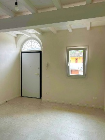 Foto Appartamento a Quarrata di 160 m² con 6 locali in vendita