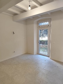 Foto Appartamento a Quarrata di 160 m² con 6 locali in vendita