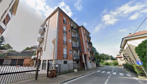 Foto Appartamento in Via Lambro 17, Lesmo di 93 m² con 3 locali all'asta