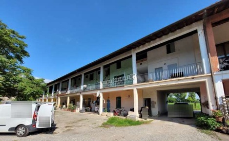 Foto Case indipendenti in Via Beroa, Martinengo Cortenuova Di Sopra