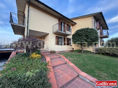 Foto Villa bifamiliare in Piazza Europa  9, Roccafranca Centro di 230 m²