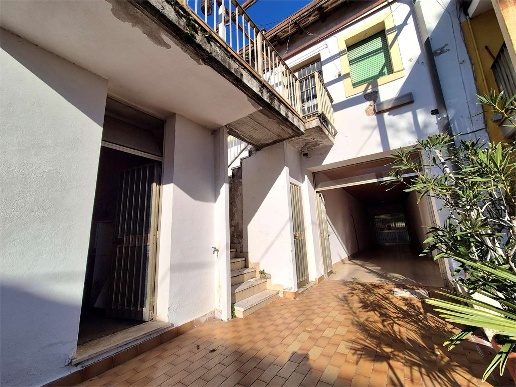 immagine annuncio 2 di 12