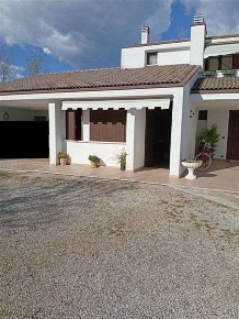 Foto Appartamento in Viale Monsignore Longhin 50, Giavera del Montello