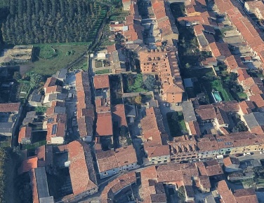 Foto Appartamento in Vicolo Viale, Verolavecchia Centro di 83 m² all'asta