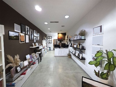 Foto Negozio in VIA DEI MARTIRI 31, Alessandria Piazza della Libertà