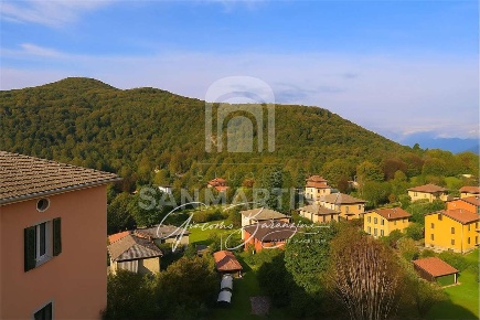 Foto Appartamento in Via case di sopra, Valganna Ghirla di 72 m² in vendita