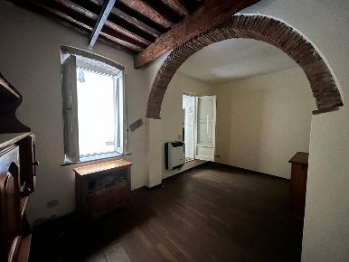 Foto Magazzino in Via Santa Marta, Pisa Don Bosco di 40 m² con 2 locali