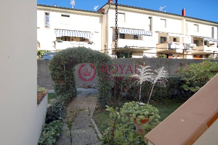Foto Villa a schiera in località le stregonie, Rosignano Marittimo di 98 m²