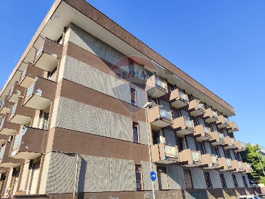 Foto Appartamento in Via Raffaele Bovio, Bari Mungivacca di 50 m²