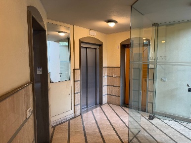 Foto Ufficio a Pordenone Centro Storico di 170 m² con 6 locali in affitto